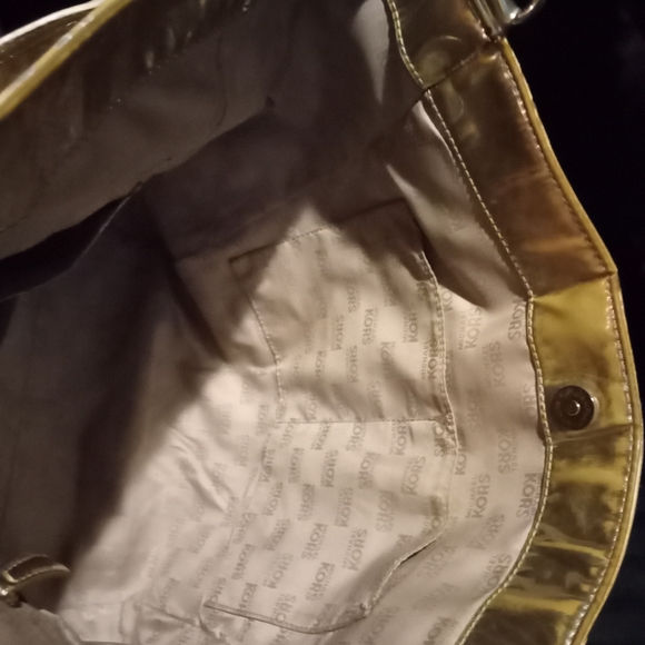 Authentic Michael kors shoulder bag - Picture 10 of 10